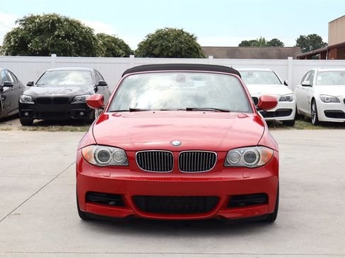 Used 2011 BMW 135i Convertible image 3