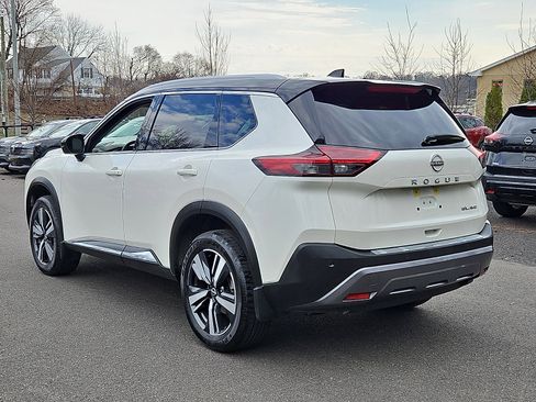 Certified 2023 Nissan Rogue SL image 4