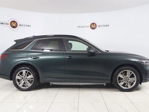 Used 2022 Genesis GV70 3.5T Sport w/ Sport Advanced Package AWD/4WD image 2