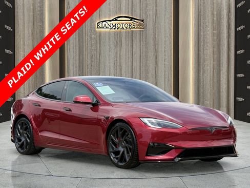 Used 2026 Tesla Model S Plaid AWD/4WD image 1