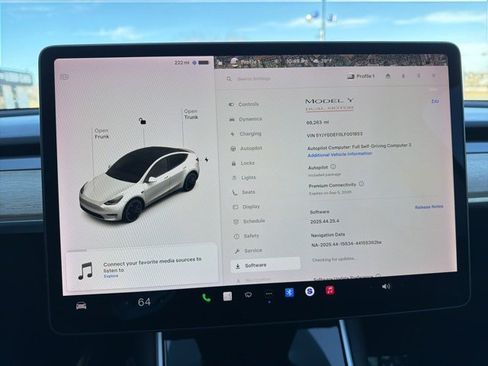 Used 2020 Tesla Model Y Performance image 25