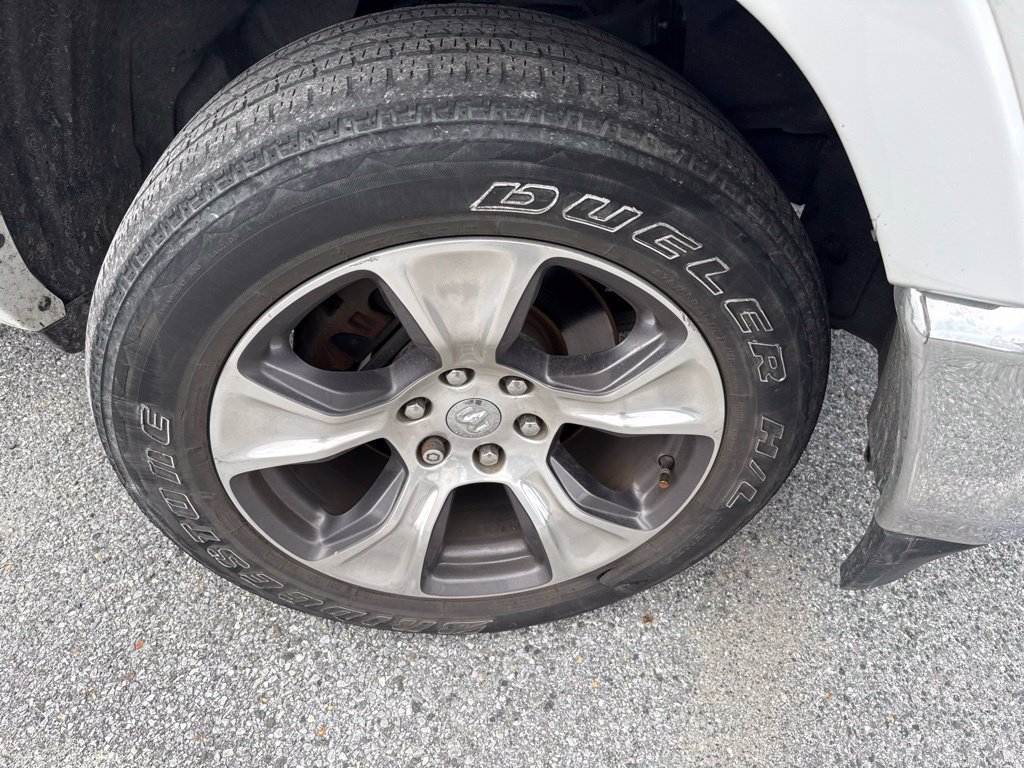 Used 2020 RAM 1500 Laramie AWD/4WD image 14