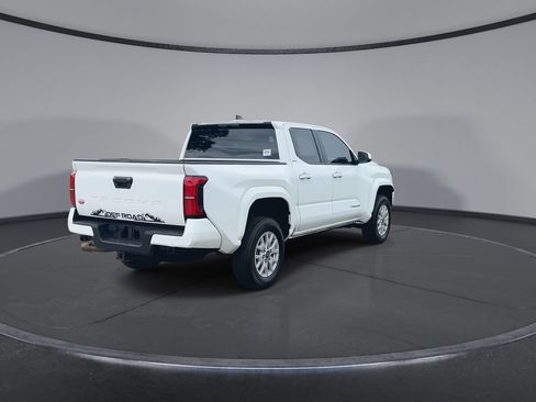 Used 2025 Toyota Tacoma SR5 RWD image 8