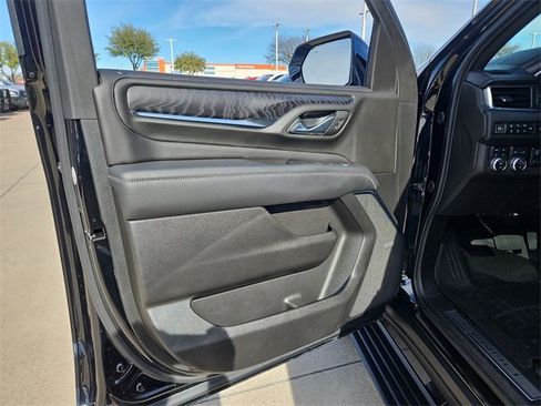 Used 2024 GMC Yukon XL Denali w/ Denali Reserve Package image 23