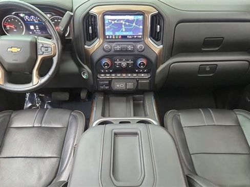 Used 2021 Chevrolet Silverado 1500 High Country w/ Technology Package image 90