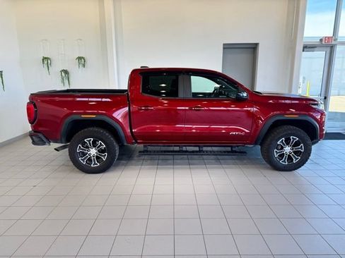 Certified 2024 GMC Canyon AT4 AWD/4WD image 38
