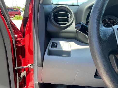 Used 2012 Toyota RAV4 4WD w/ Value Pkg image 16