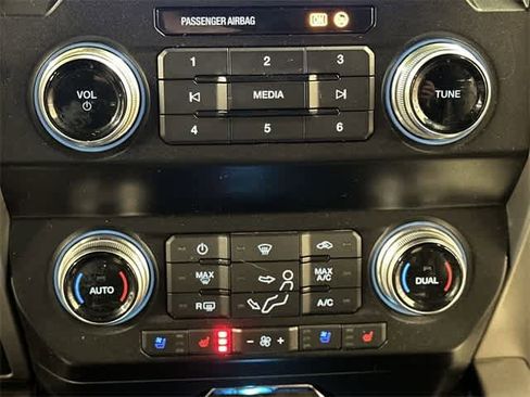 Used 2020 Ford F450 Platinum w/ FX4 Off-Road Package image 15