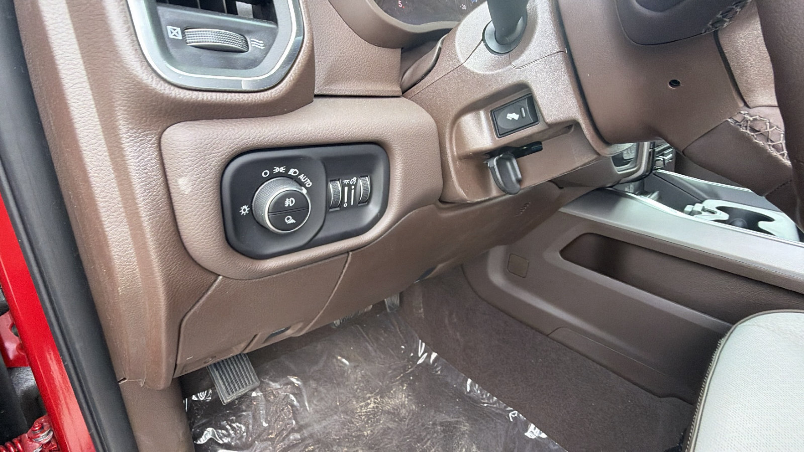 New 2026 RAM 2500 Laramie AWD/4WD image 20