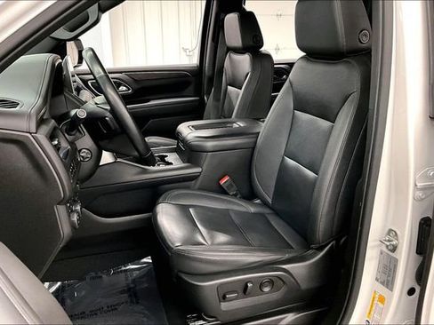 Used 2023 Chevrolet Suburban Z71 w/ Z71 Off-Road Package image 21