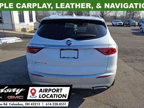 Used 2024 Buick Enclave Premium image 7