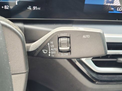 Used 2023 BMW i4 eDrive40 image 27