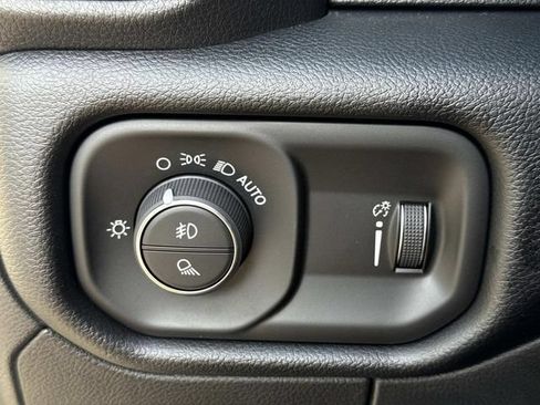 Used 2022 RAM 1500 Big Horn RWD image 51