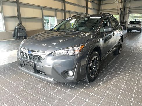 Used 2021 Subaru Crosstrek 2.0i Premium AWD/4WD image 3