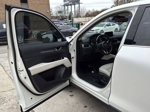 Used 2017 MAZDA CX-5 Grand Select image 16