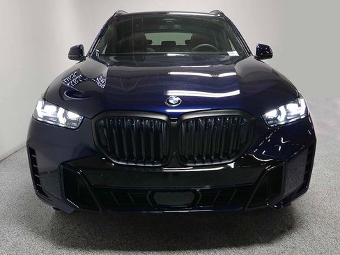 Used 2026 BMW X5 xDrive40i w/ M Sport Package image 2