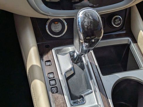 Used 2021 Nissan Murano Platinum w/ Cargo Package image 23