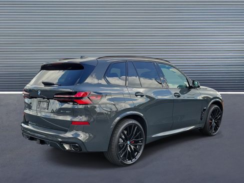 New 2026 BMW X5 xDrive40i w/ M Sport Package AWD/4WD image 3