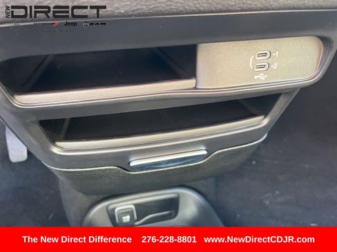 New 2026 Chrysler Pacifica Select image 26