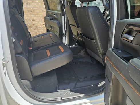 Used 2024 GMC Sierra 2500 AT4 w/ Max Trailering Package AWD/4WD image 4