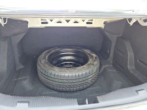 Used 2017 Chevrolet Cruze LS image 13