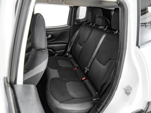 Used 2023 Jeep Renegade Trailhawk image 37