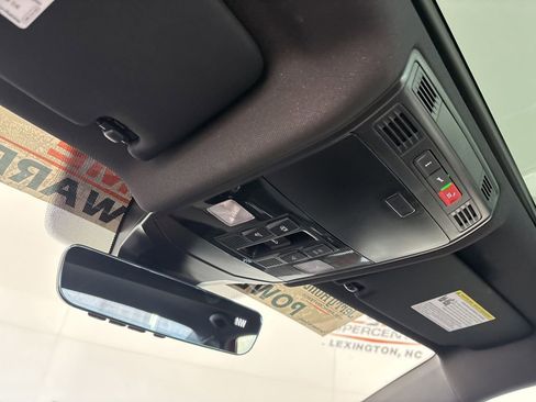 Used 2025 Volkswagen Jetta GLI Autobahn image 19