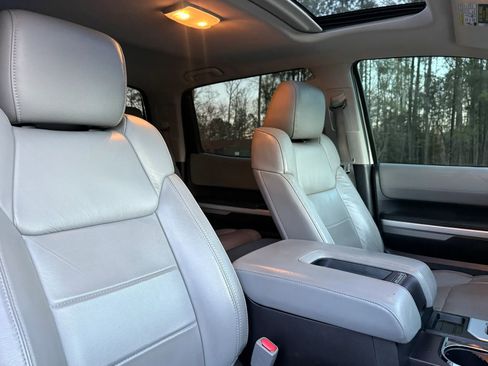 Used 2015 Toyota Tundra Limited w/ TRD Off Road Package image 26