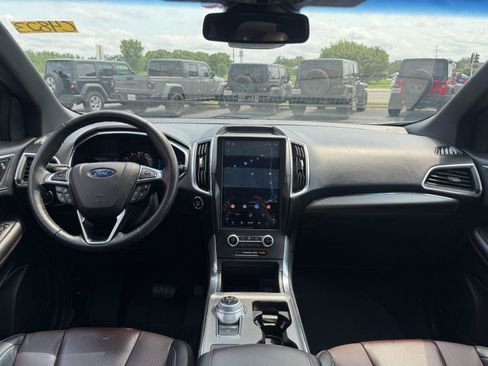 Used 2021 Ford Edge Titanium w/ Equipment Group 301A FWD image 27