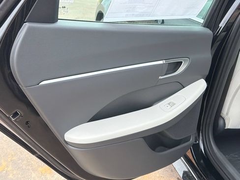 New 2026 Hyundai Sonata SEL FWD image 22