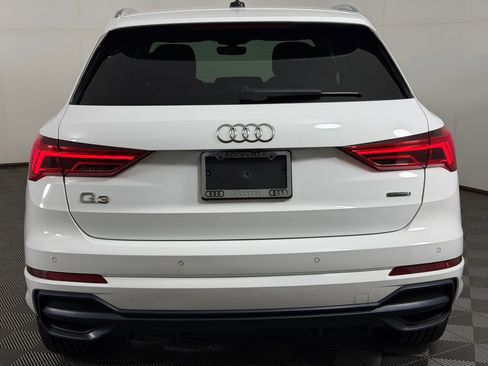 Used 2020 Audi Q3 2.0T Premium w/ Convenience Package AWD/4WD image 10