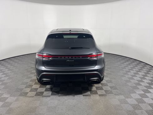 Certified 2026 Porsche Macan AWD/4WD image 6