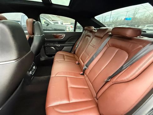 Used 2017 Lincoln Continental Reserve w/ Climate Package image 12