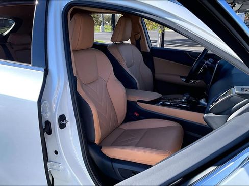 Used 2024 Lexus NX 450h+ AWD w/ Vision Package image 8