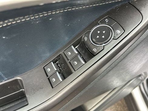 Used 2020 Ford Explorer Limited image 12