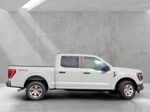 Used 2023 Ford F150 XLT image 3