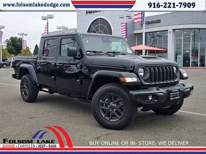 New 2026 Jeep Gladiator Sport