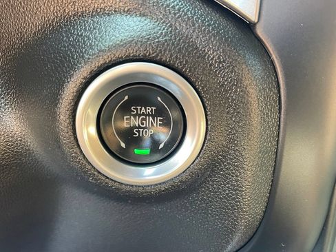 Used 2022 Chevrolet Silverado 1500 LTZ w/ LTZ Premium Package AWD/4WD image 9