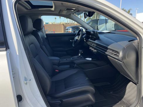 Certified 2023 Honda HR-V EX-L image 30