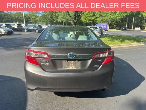 Used 2013 Toyota Camry XLE FWD image 6