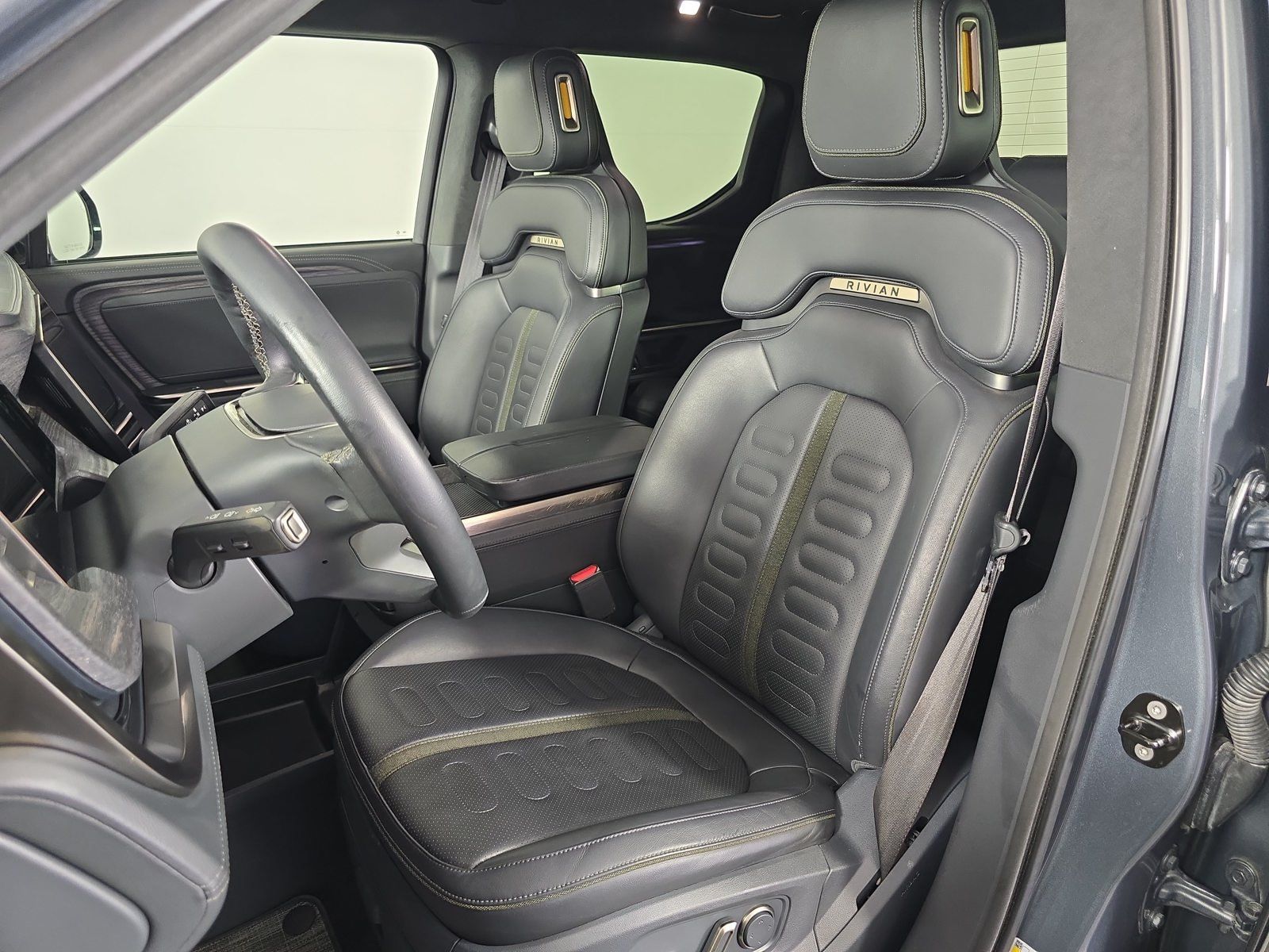 Used 2022 Rivian R1T Launch Edition AWD/4WD image 20