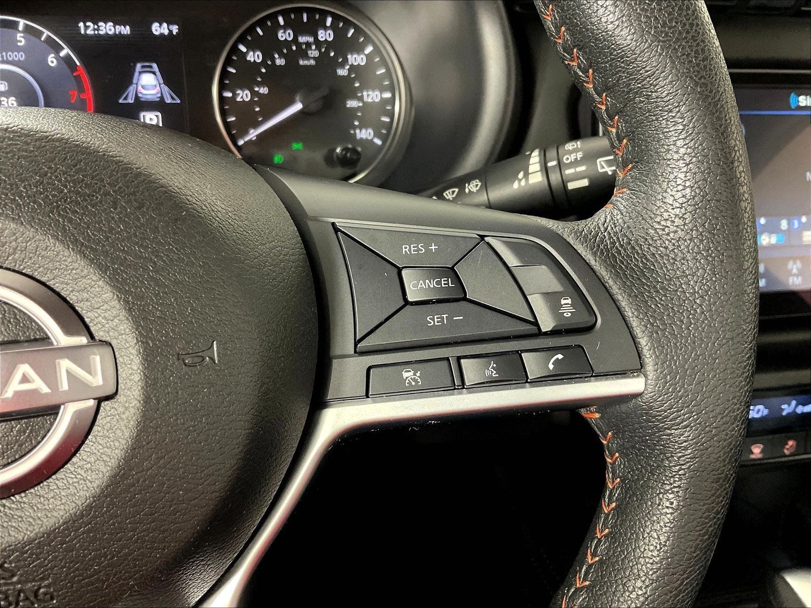 Used 2024 Nissan Kicks SR w/ SR Premium Package FWD image 12