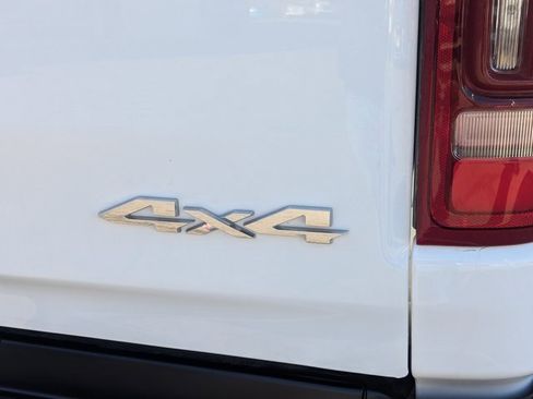 Used 2024 RAM 1500 Laramie image 4