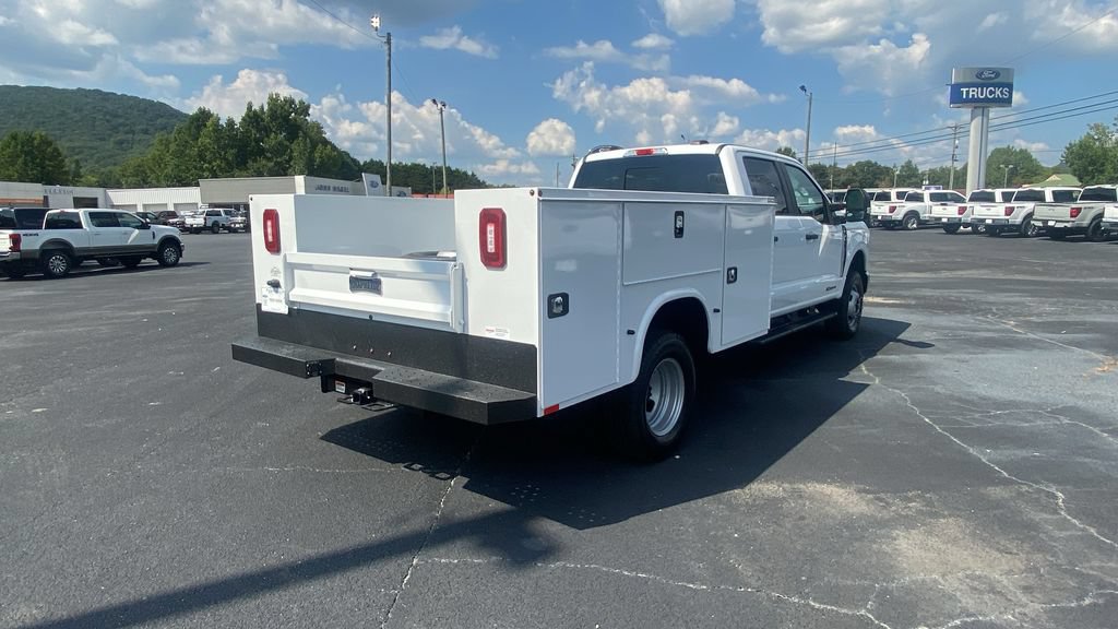New 2026 Ford F350 XL w/ XL Chrome Package AWD/4WD image 5