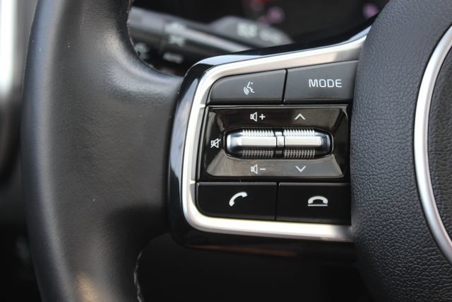 Used 2023 Kia Sorento S w/ Panoramic Sunroof Package AWD/4WD image 16