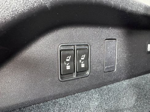 Used 2018 Lexus RX 350L Luxury image 37