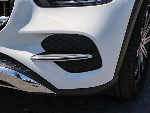 Used 2024 Mercedes-Benz GLE 350 4MATIC image 4