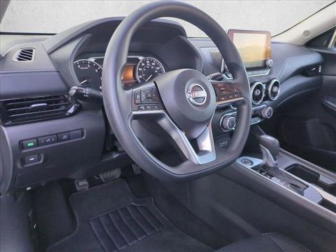Used 2024 Nissan Sentra SV image 10