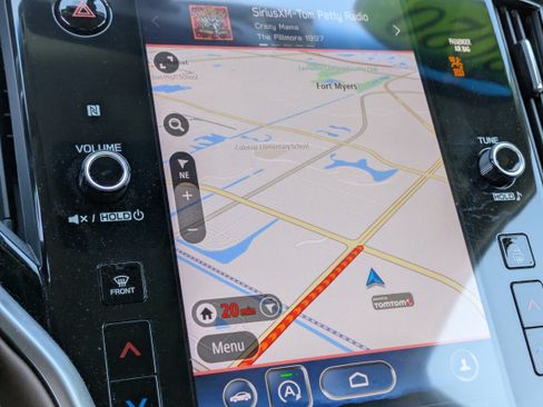 Used 2020 Subaru Outback Touring XT image 33