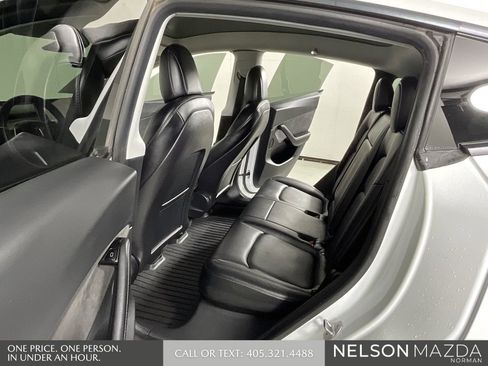 Used 2021 Tesla Model Y Long Range image 12